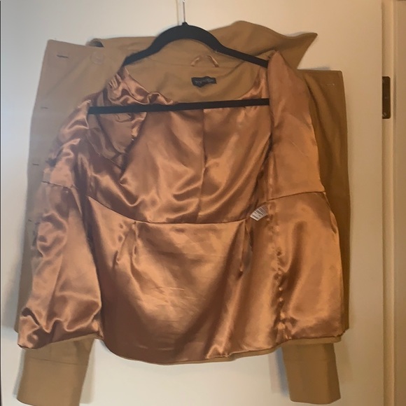 Women’s Double Breasted Hip Length Jacket - Picture 3 of 5